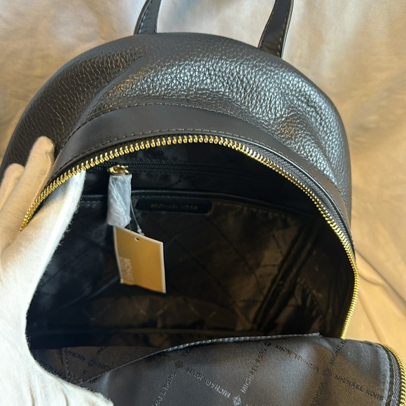 NET Michael Kors Kenly Backpack: Beautiful backpack - Picture 8 of 9